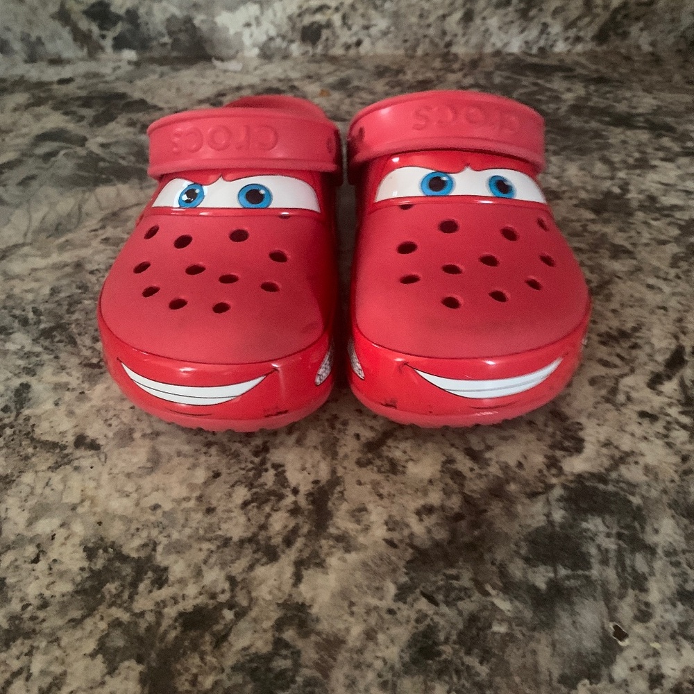 Lightning McQueen Crocs